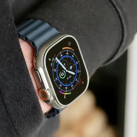 S9 Ultra Series 9 smartwatch premium bundle featuring a 49mm casing, 2.2 inch HD screen, 3 interchangeable straps including a Metal Milanese band, and wireless charging